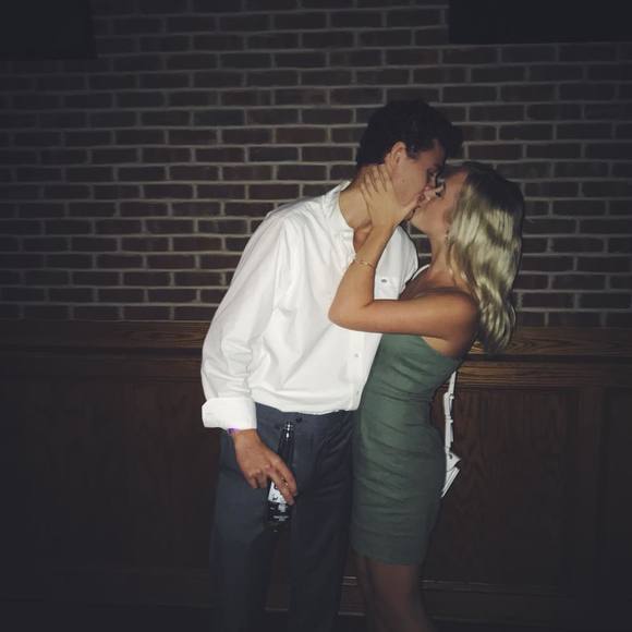 Meet your Posher, Kelly - Picture 1 of 1